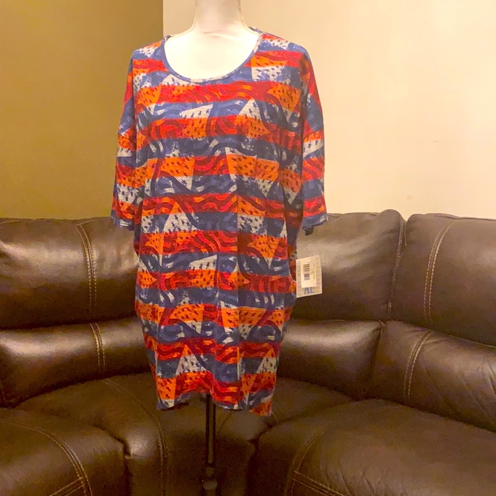 Lularoe Irma shirt 👚 4th of July